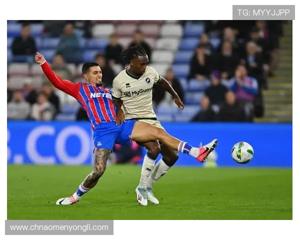 水晶宫足球俱乐部主场位置详细解析及周边环境介绍